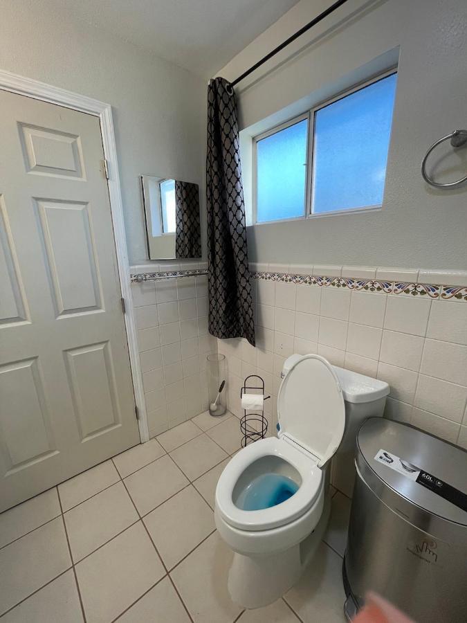 Private Room In Los Angeles With Wifi, Tv, And View Of Hollywood Sign & Shared Kitchen Kültér fotó