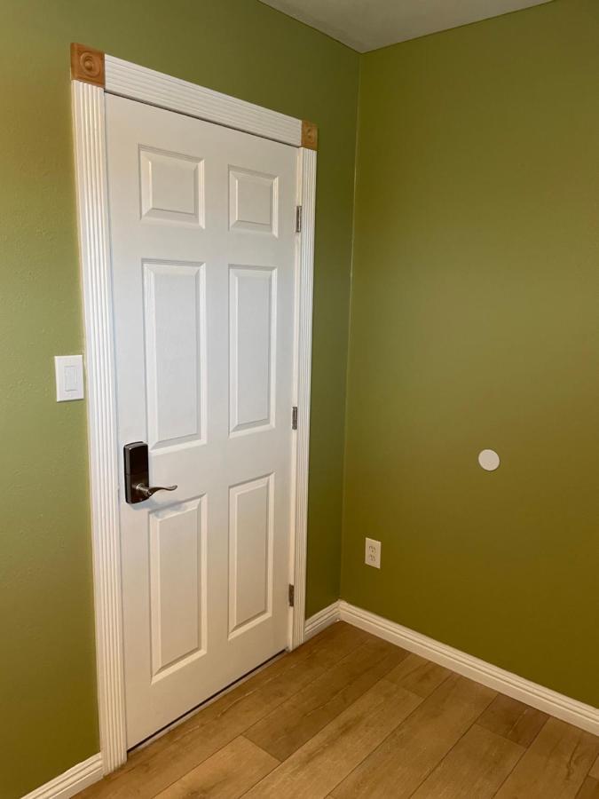Private Room In Los Angeles With Wifi, Tv, And View Of Hollywood Sign & Shared Kitchen Kültér fotó